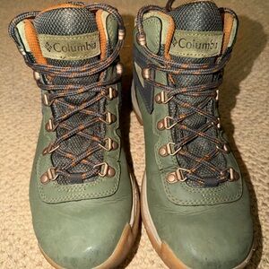 Columbia Hiking Boots